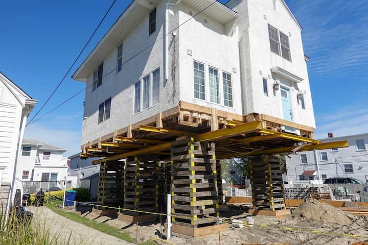 Located in Bangor, Maine, we are a company that specializes in house lifting, small distance house moving, piles and foundations.